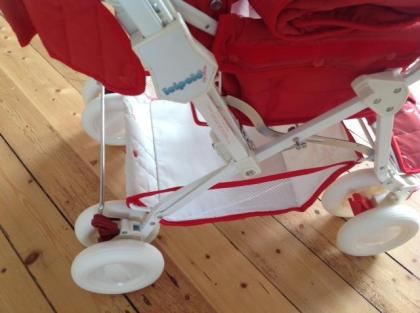 Kinderwagen neuwertig