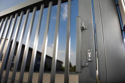 Schiebetore von Experten nach Maß, Schiebetor Freitragend, Zaun, Zäune, Hoftor, 