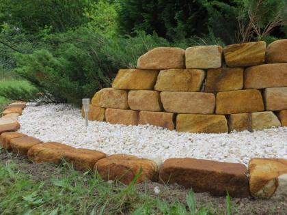 Dekorativer Stein für den Garten