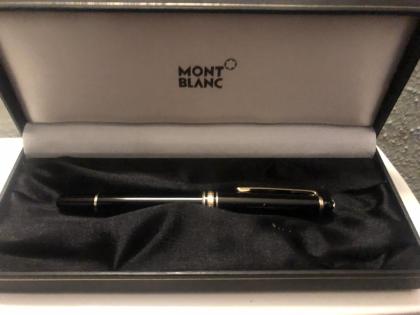 Mont Blanc Meisterstück Füllfederhalter mit 18 Karat gold