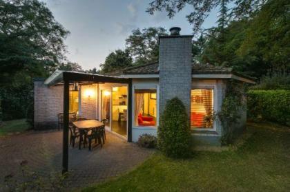 Freistehendes Ferienhaus gelegen im Wald in Harderwijk (Niederlande - Holland)