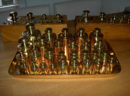 RIESEN ROTH HÄNDLE FEUERZEUG...GARDEROBENSTÄNDER AUS DEN 40er JAHREN...