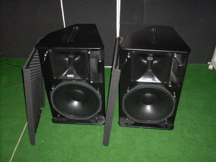 2 - Nexo PS 15 Topteile/Floormonitore im Haubencase 