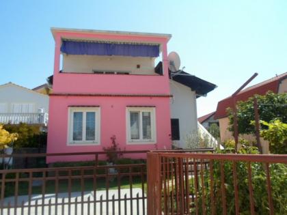 Nette Ferienwohnung in Zukve bei Vrsi - Zadar  zu vermieten fuer  bis vier Perso