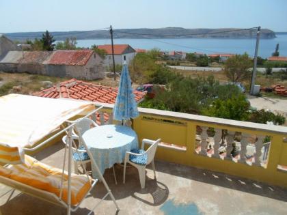 Ein nettes Apartment bis zu drei Personen in der Naehe der Insel Pag in Rtina Mi