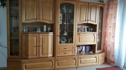 Schöner Wohnzimmerschrank