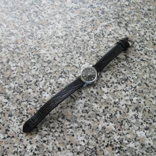 Schweizer Tissot Damenuhr 1853
