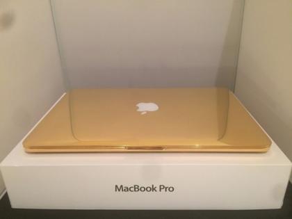 Apple MacBook Pro with Touch Bar - Core i5 2,9 GHz - 13,3 Zoll - 8 GB RAM - 512 