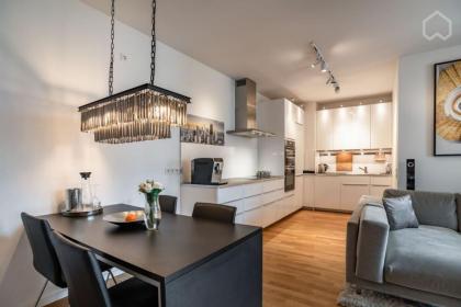 Luxuriöse, möblierte Neubauwohnung im Herzen von Hamburg