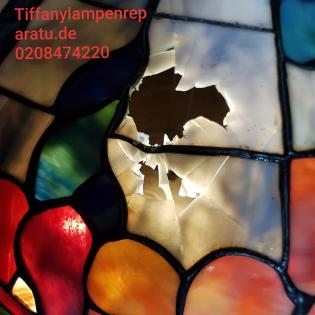 Fensterbankstele in der Glaskunst Galerie Mülheim & TIffany Lampen Reparatur Kli
