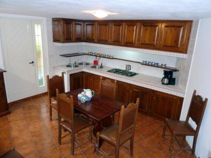 Villa mit Pool am Meer, für große Gruppen, Sardinien, Westküste bei Bosa