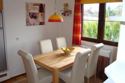 Hochwertiges Ostsee-Ferienhaus Seepferdchen mit Sauna, Kamin und Sonnenterrasse