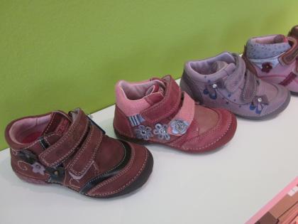 NEUE Herbstschuhe Mädchen und Jungen  - Leder Gr. 19 - 36 D.D. Step