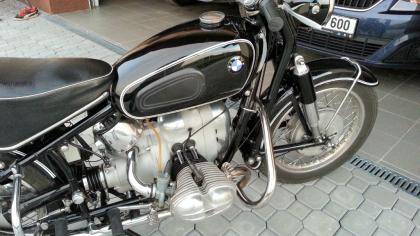 BMW R69S, Bj. 66, guter Zustand, startet, fährt und schaltet einwandfrei.