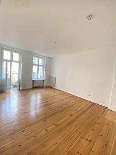 Schöne 2-Zimmeraltbauwhg., alte Dielen