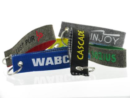 Lanyards und Schlüsselanhänger mit Ihrem Logo - AB 100 Stück - Werbeartikel, Wer