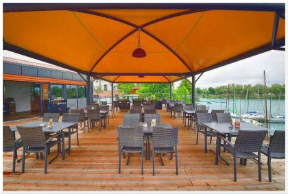 Pavillon Dubai Stahl personalisierte Farben professionell neu Zelt 6x6