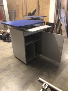 Theke Beratungstheke wahlweise mit Aluminium Säule