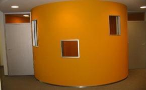 MALER< RENOVIERT< für sie gerne Zimmer oder < Wohnung oder haus sehr < günstig a