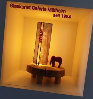 Eine schöne Einrahmung für ihren Garten mit GLAsKUNsT aus Mülheim an der Ruhr.