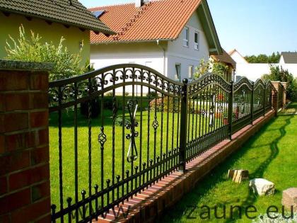 Gartenzäune, Gitterzäune, Zierzäune, Zaunfelder, Schiebetore, Gartentüren, MK Zä