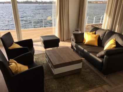 OstseeResort Olpenitz: Ferienwohnung direkt (!) am Wasser