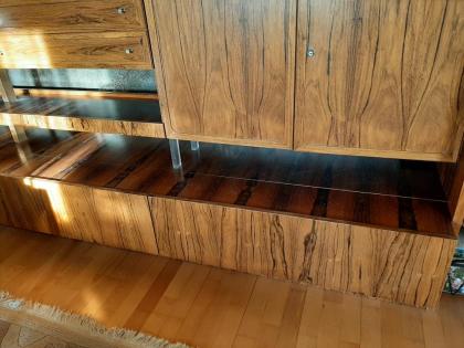 Wohnzimmerschrank zu verschenken