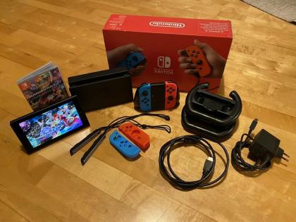 Nintendo Switch Konsole mit Joy-Con