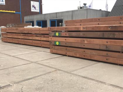 Vermietung von Baggermatratzen und Stahlplatten