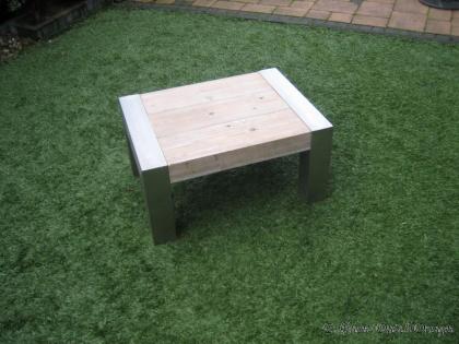 Bauholz Couchtisch Friesing www.exklusivdutchdesign.de