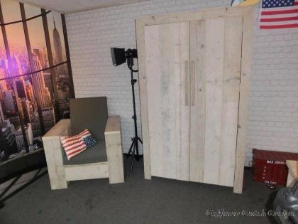 Möbel aus Massivholz von www.exklusivdutchdesign.de