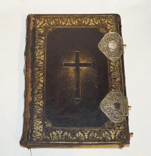 Antike Bücher abzugeben
