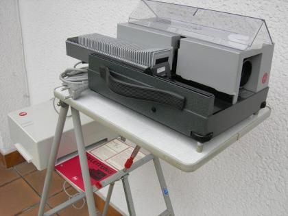 DIA - PROJEKTOR - AUSRÜSTUNG privat abzugeben