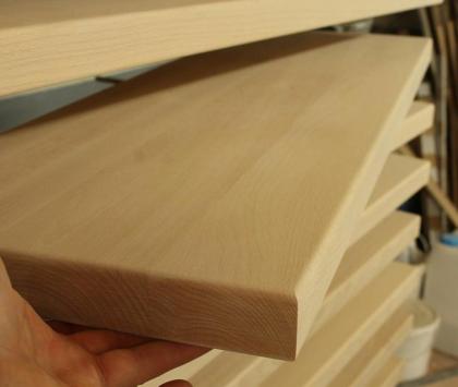 MASSIVHOLZTREPPENSTUFEN HOLZTREPPEN BUCHENHOLZ HOLZSTUFEN LACKIERT 85x28x4cm