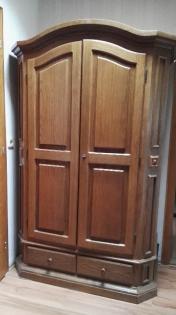 Kleiderschrank 2 Türig aus Holz