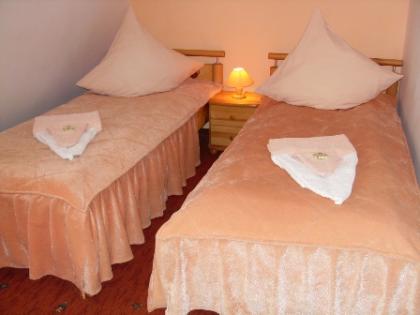 Polen / Masuren/Nikolaiken/komfortable PENSION ca. 150 M vom Seeufer entfernt