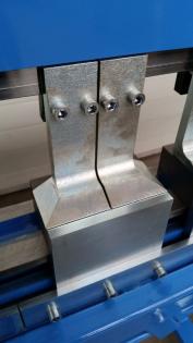 SEGMENT ABKANTBANK TYP SEG-U 1250/1,5 mm DACHDECKER
