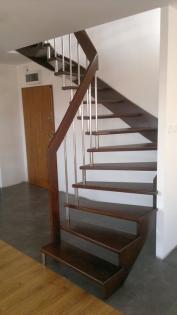 Treppe aus Holz & Holztreppe & Wangentreppe aus Polen ! Computerprojekt Gratis !