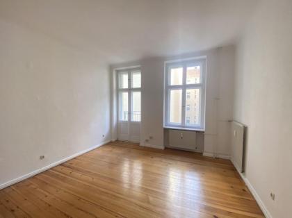 Schöne 2-Zimmeraltbauwhg., alte Dielen
