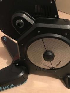 Tacx Flux 2 Rollentrainer inklusive Kassette