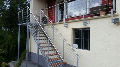 Stahl Aussen Metall Treppe , Anbau Balkone, Terrasse, Treppe und Balkongeländer,