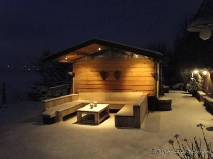 Extravagante Bauholz U-Loungebank Unna bei www.exklusivdutchdesign.de