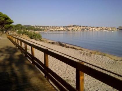 Calvi, Korsika: Studio Wohnung 50 Meter von Strand