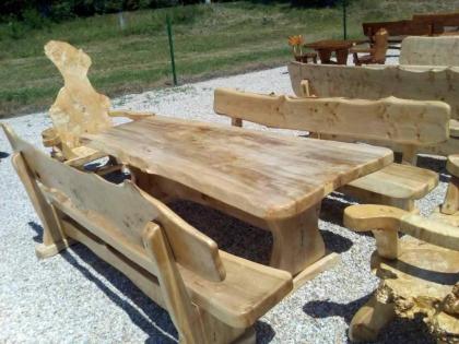 Gartenmöbel, rustikale Möbel aus Holz