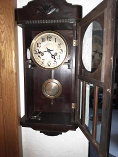 Wanduhr, antik, ca. 100 Jahre alt