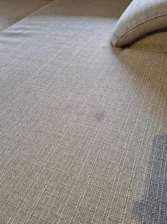 Große Couch mit sehr viel Platz
