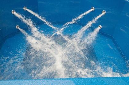 Badezuber Whirlpool 2, 0mx1, 7m mit Außenofen