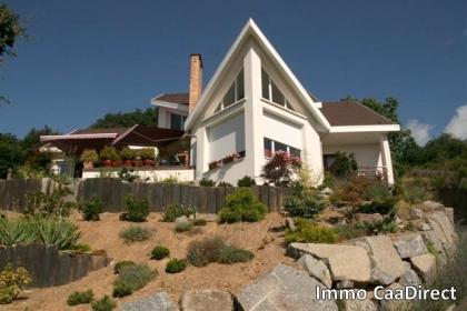 Luxuriöse Villa mit Beheiztem Hallenbad - Panorama Blick auf Rhein Ebene und Sch