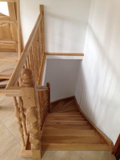 HOLZTREPPEN  TREPPEN  TREPPE