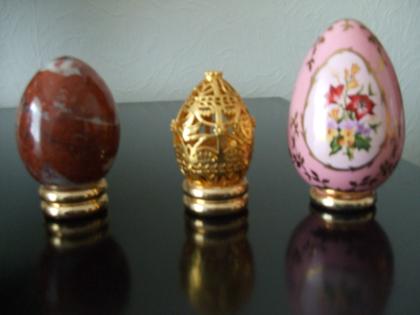 Sammeleier aus verschiedenen Materialien
